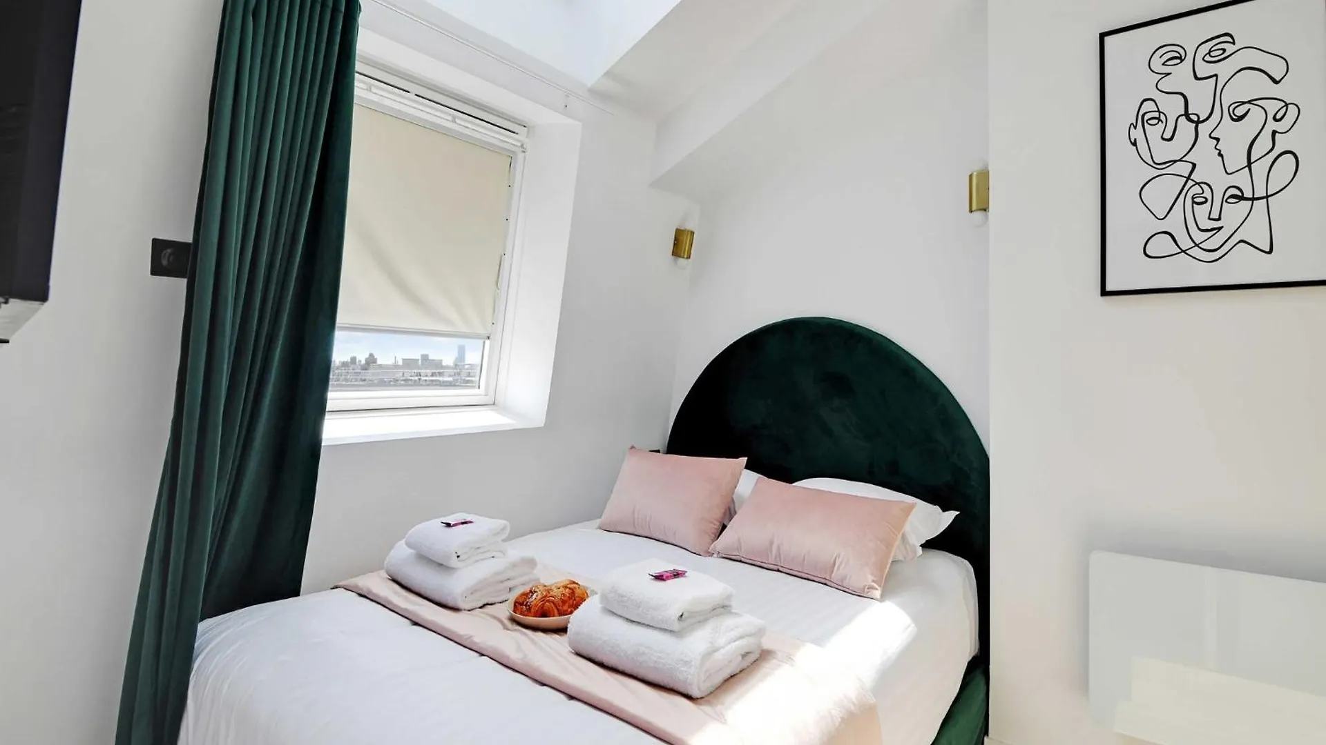 Intimate Apartment - 1Br 4P - Place De La Nation 파리 0*,  프랑스