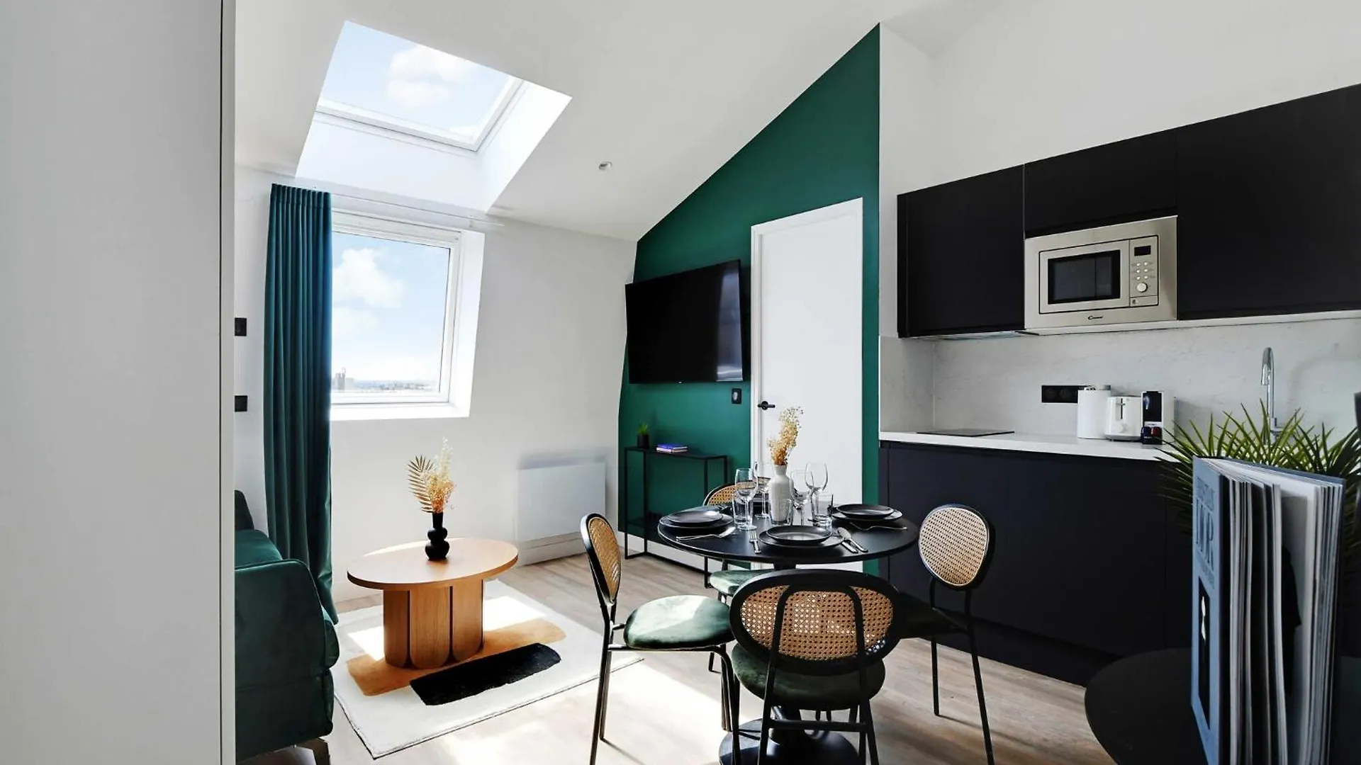 Intimate Apartment - 1Br 4P - Place De La Nation Paris